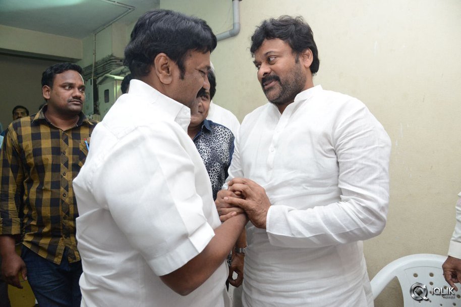 Celebrities-Pay-Homage-To-Edida-Nageswara-Rao